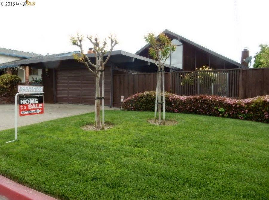 1st image of 50 E Lake Dr
