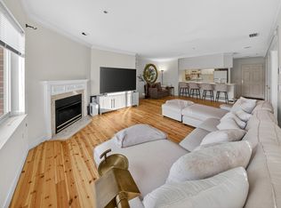 1050 N Stuart St APT 329, Arlington, VA 22201