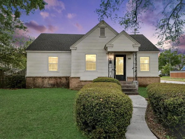 7504 Elm St, Houston, TX 77023