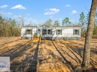 991 Oak Grove Rd, Glennville, GA 30427