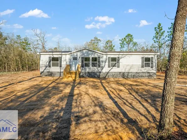 991 Oak Grove Rd, Glennville, GA 30427