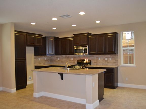 4th image of 847 Blossom Rock Ln