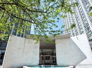 3600 N Lake Shore Dr APT 201, Chicago, IL 60613