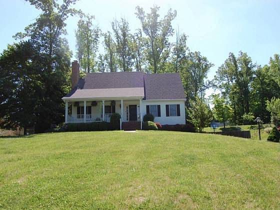 1st image of 303 Mullbury Pl