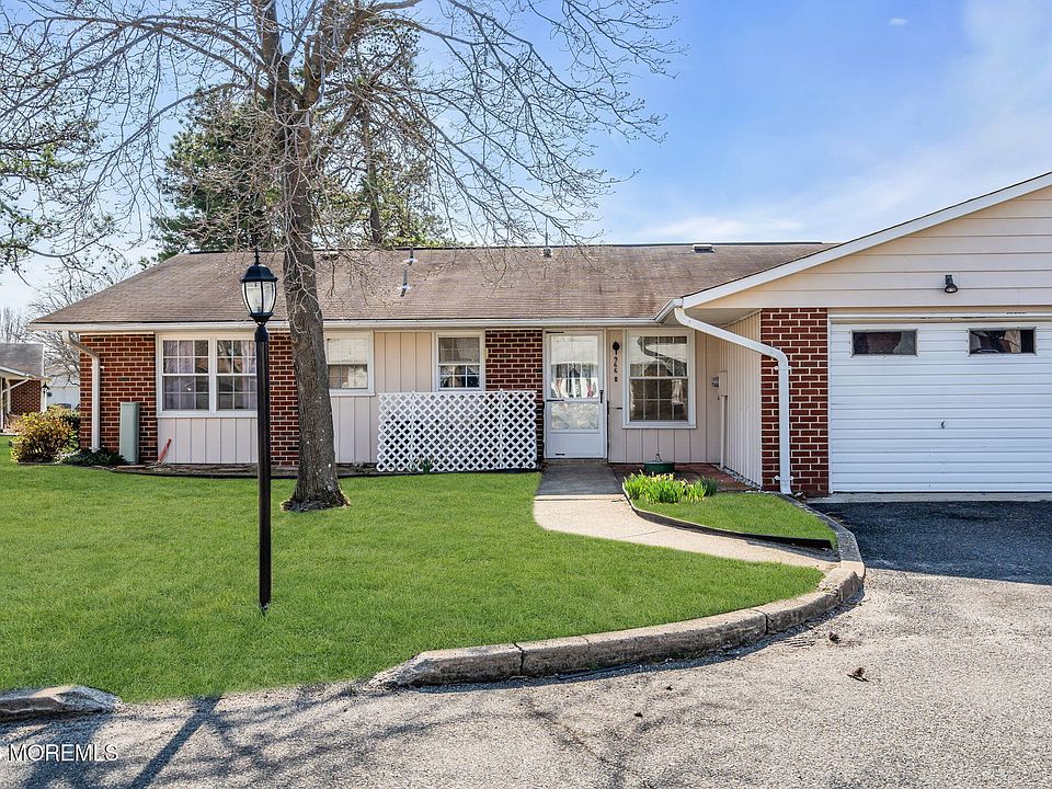 1st image of 966B Argyll Circle