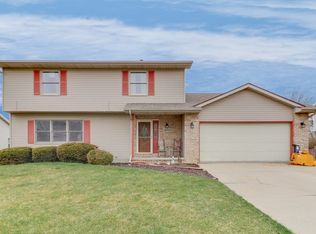 1608 Braden Dr, Normal, IL 61761