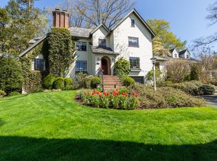 121 Beechwood Rd, Summit, NJ 07901