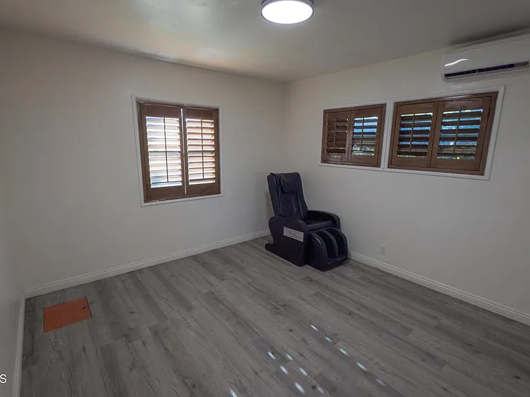 416 N Ellen Dr — Photo 9