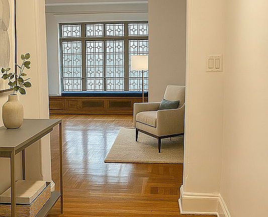 2nd image of 40 W 67th St APT 9C