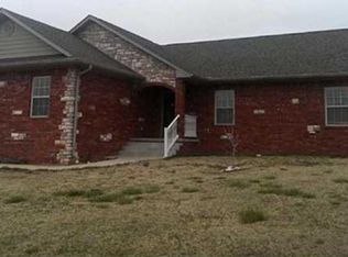 2090 N Amelia Ct, Tahlequah, OK 74464