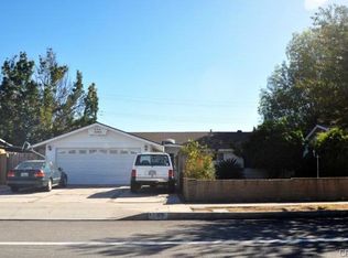1593 Baker St, Costa Mesa, CA 92626