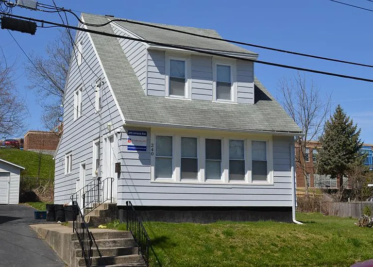 240 Lorraine Ave — Photo 1