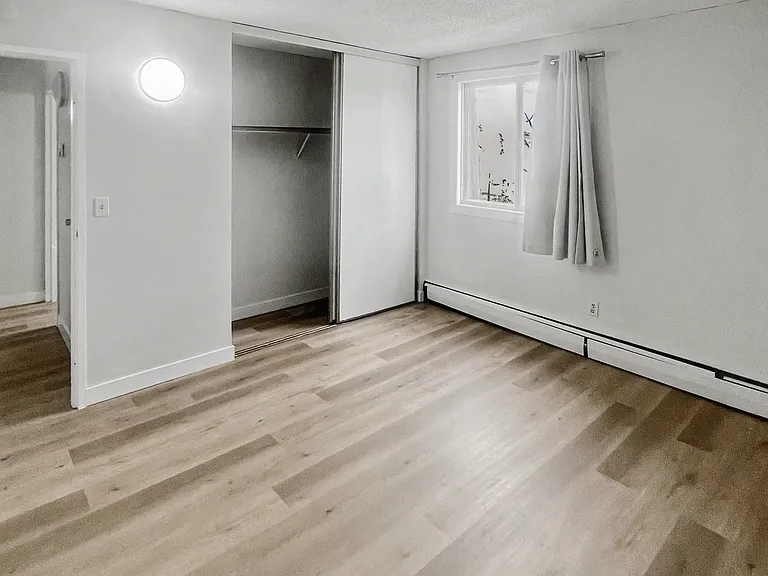 45 Kleisinger Cres — Photo 9