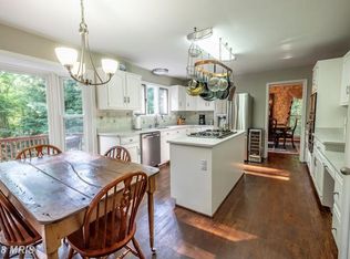 3918 Normac Dr, Annandale, VA 22003
