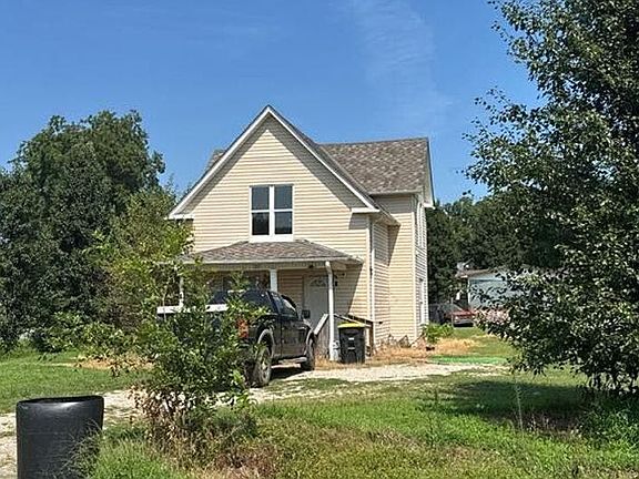 2nd image of 217 N Main St