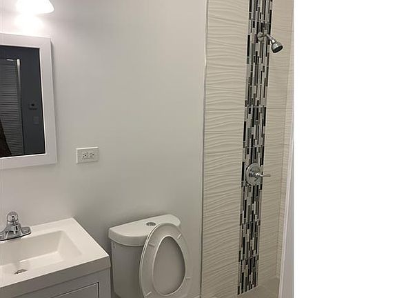3rd image of 6433 S Stewart Ave #1C