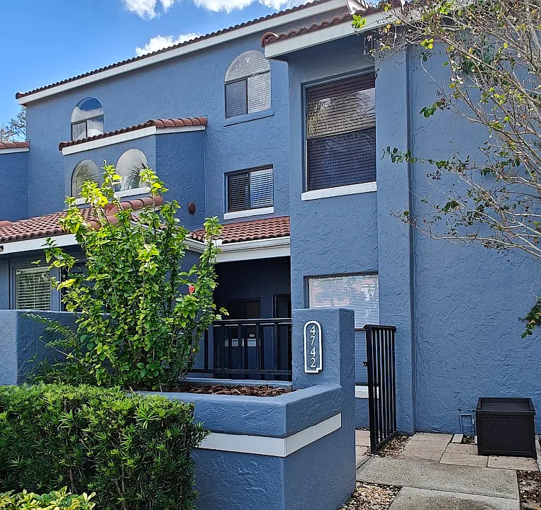 4742 Capri Pl #214