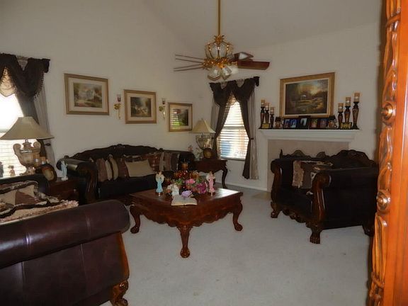 3rd image of 21134 Field House Ct