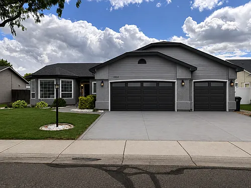 2464 N Lochness Way Photo 1