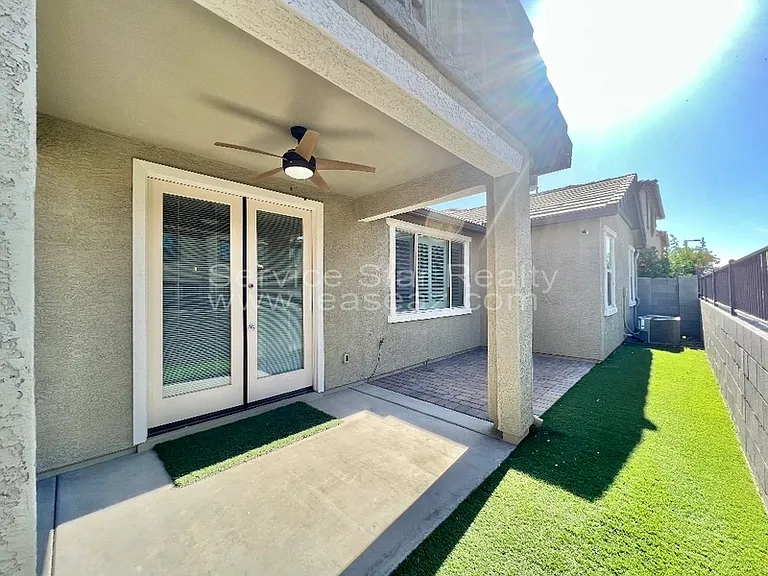 1289 N 166th Ave — Photo 12