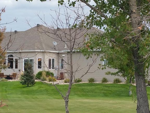 maple ln front1