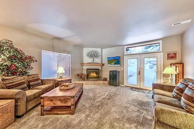 978 Glenrock Ct — Photo 4