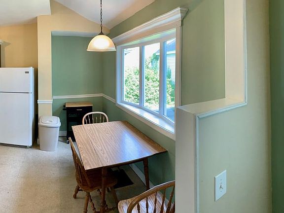 2nd image of 661 Prospect Ave #1