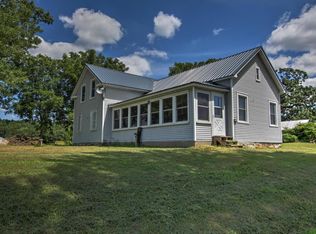 N9040 Hetland Rd, Mindoro, WI 54644