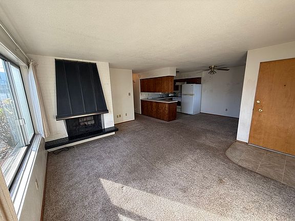 3rd image of 204 W 4th St #1