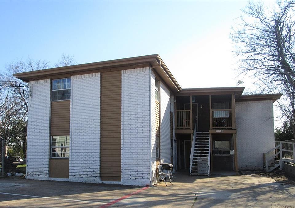 1st image of 1809 We Roberts St APT 6