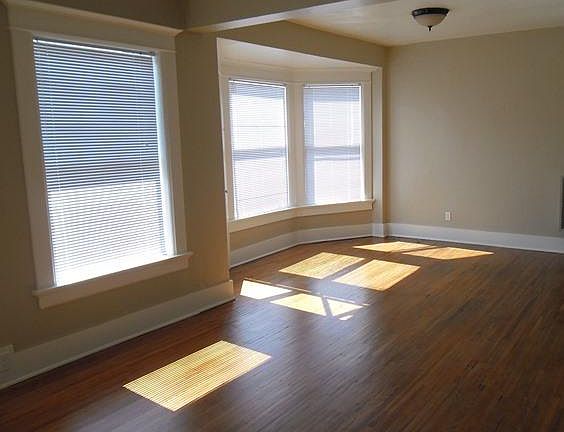 Living/Dining area