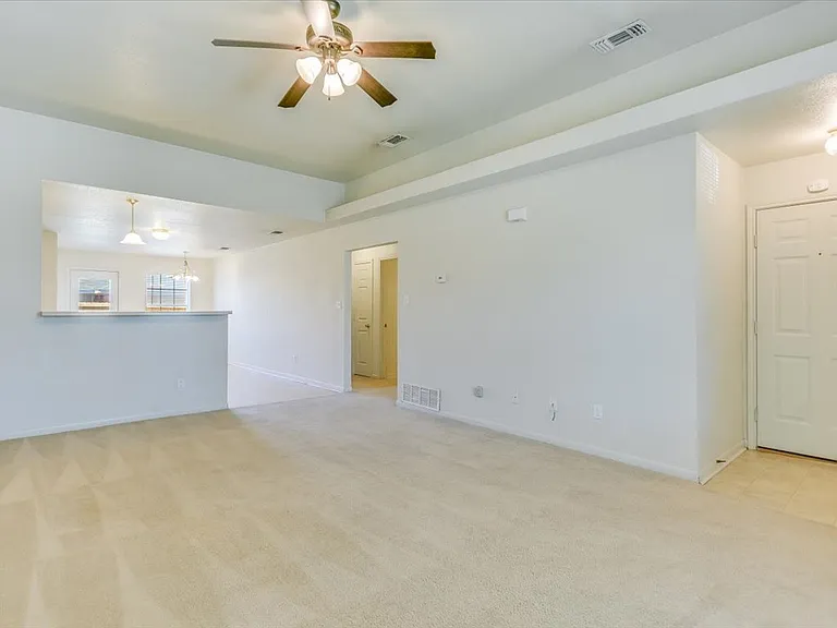3805 El Paso Dr #A — Photo 9