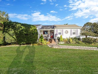 430 14th Street, West Babylon, NY, 11704