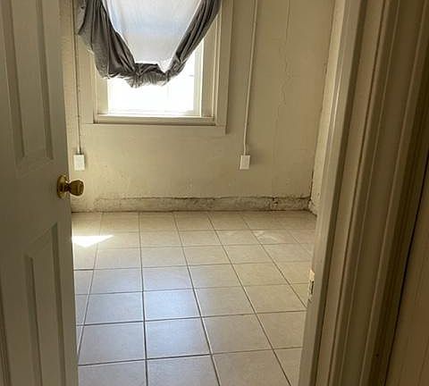 5th image of 3603 Geronimo St