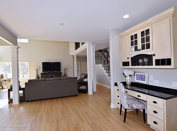 5th image of 4608 Sunningdale Dr