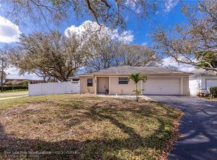 1071 SW 118th Ter, Davie, FL 33325