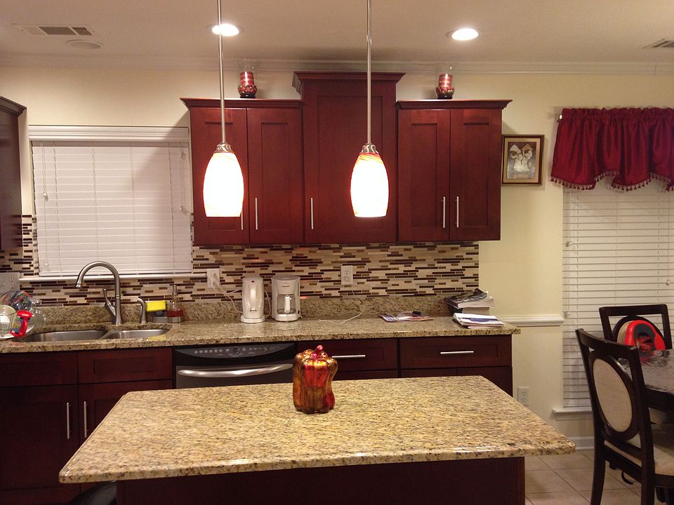 1st image of 616 Ventana Dr