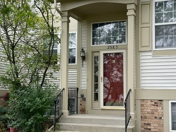 2585 N Augusta Dr, Wadsworth, IL 60083