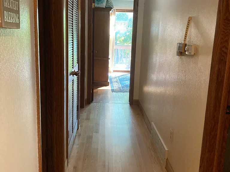 N Overland Rd — Photo 18
