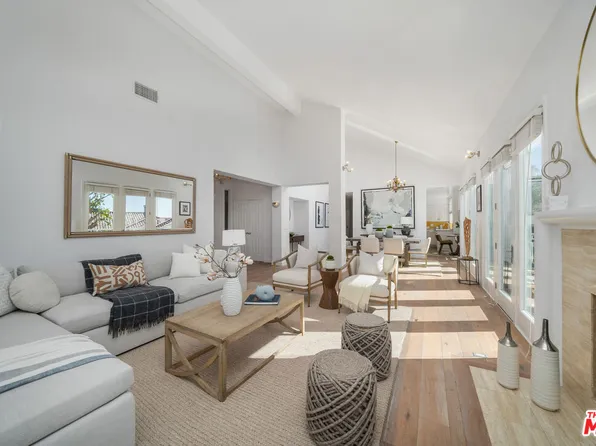 2026 Palisades Dr, Pacific Palisades, CA 90272