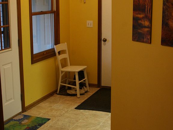 Entry way, Laundry room