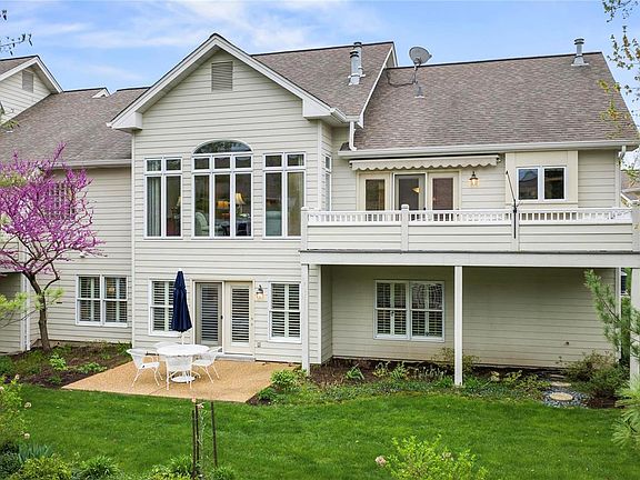 5th image of 62 Picardy Hill Dr