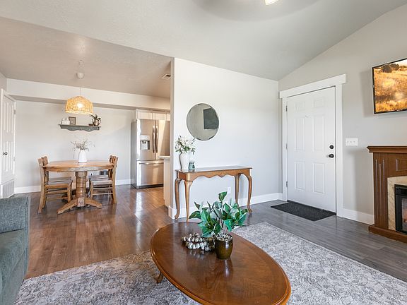 4th image of 8204 N Cedar Springs Rd APT 11