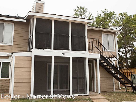 2nd image of 770 Memorial Mews St APT B