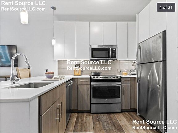 4th image of 180 Telford St Unit 310