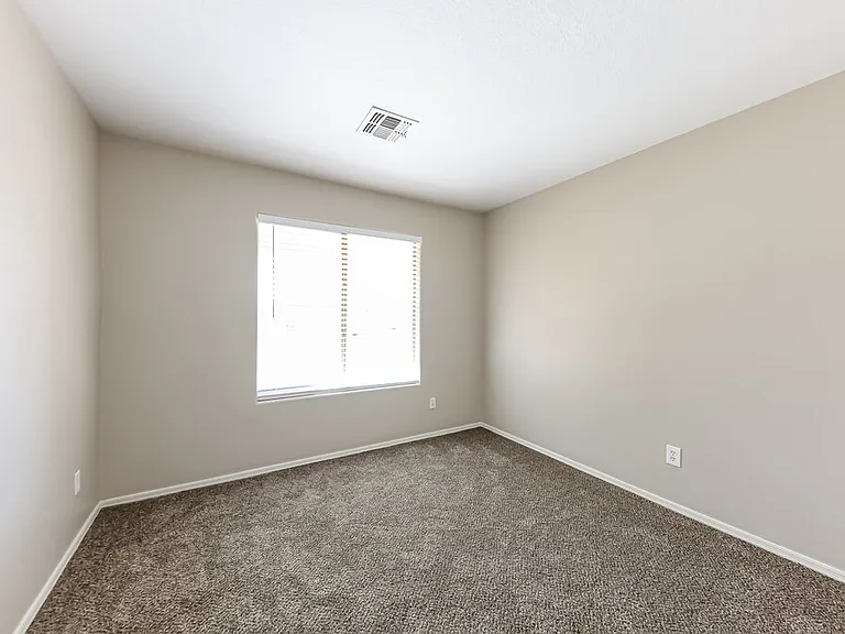 6054 W Jones Ave — Photo 14