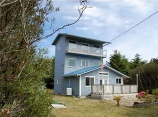 116 Ocean Shores Blvd NW, Ocean Shores, WA 98569