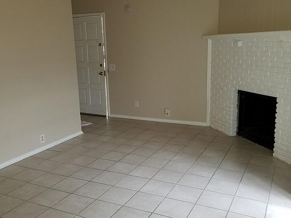 4th image of 147 Highland Park Ct
