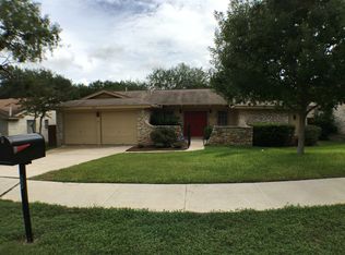 6035 Forest Shadow St, San Antonio, TX 78240