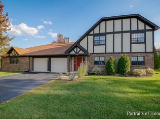 320 Deer Glen Way UNIT A, Bloomingdale, IL